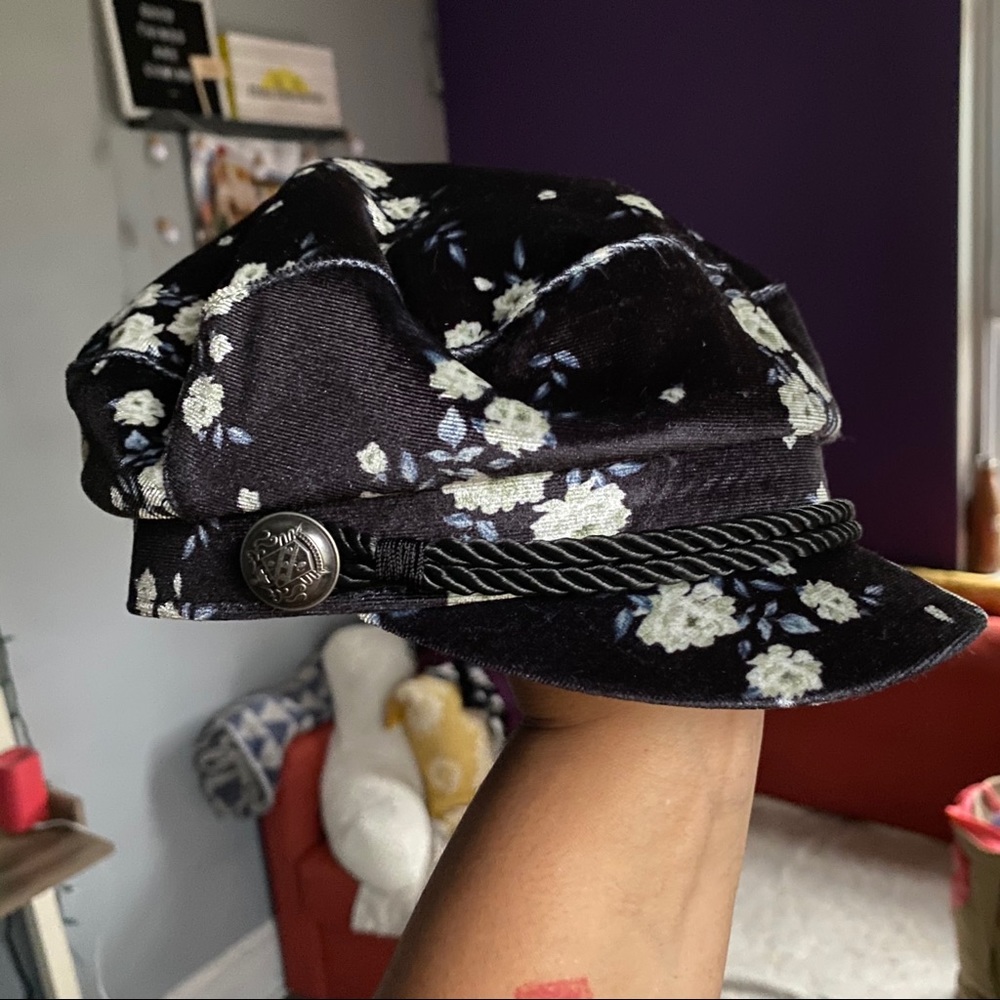 Velvet Floral Newsboy Cap